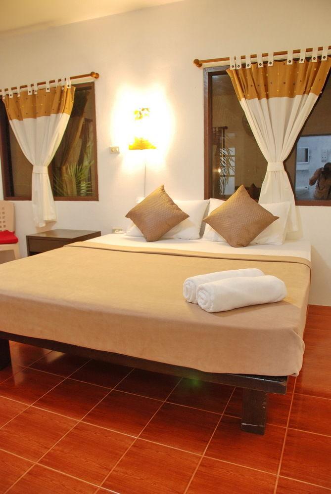 Sand Beach Bungalow 3* Krabi town