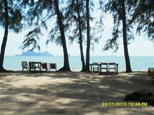 Sand Beach Bungalow Hotel 3*