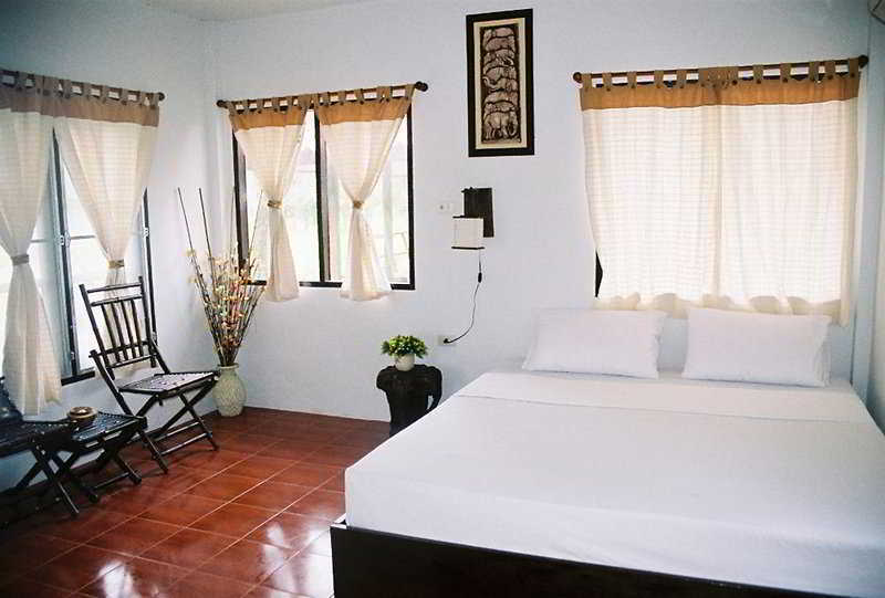 Sand Beach Bungalow Hotel Krabi town